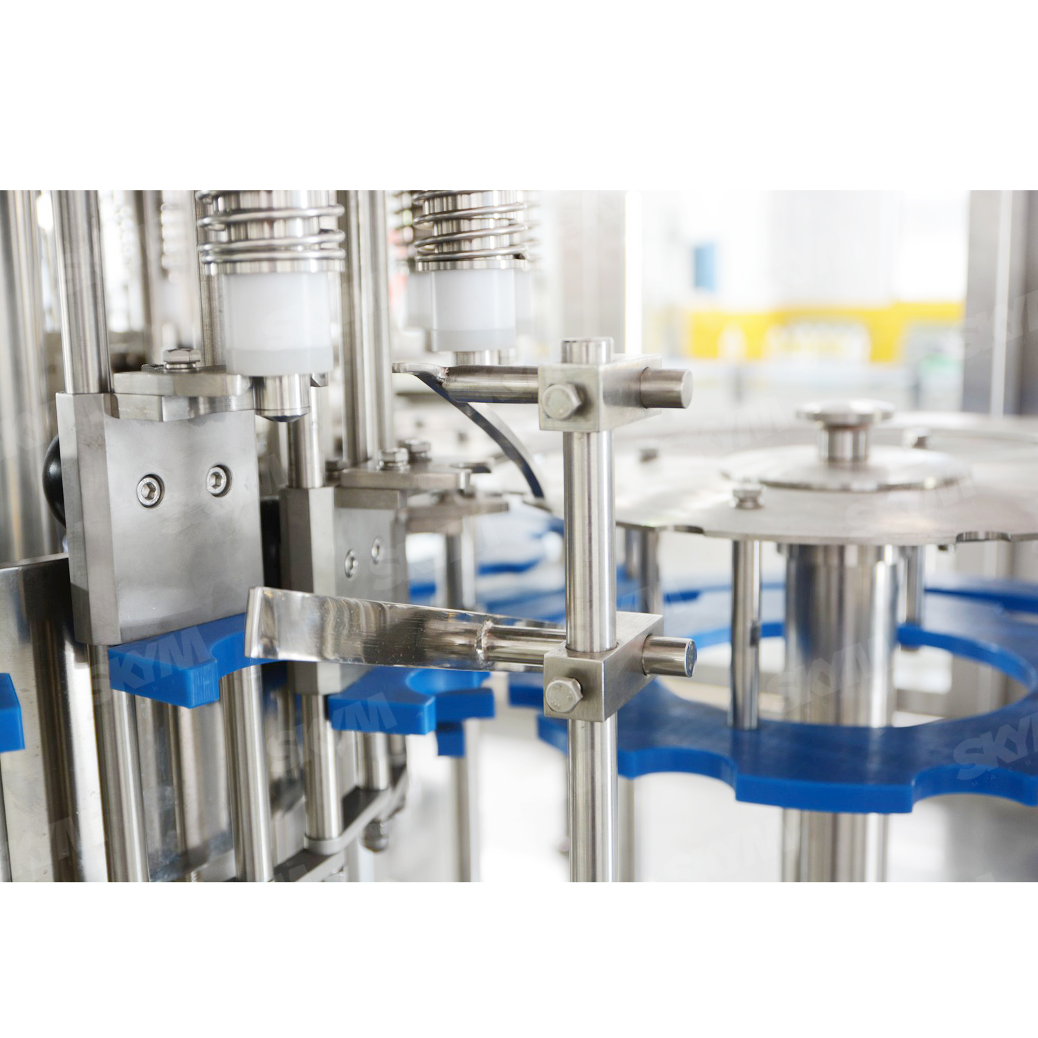 Mesin Sistem Capping Pengisian Air Mineral Botol PET